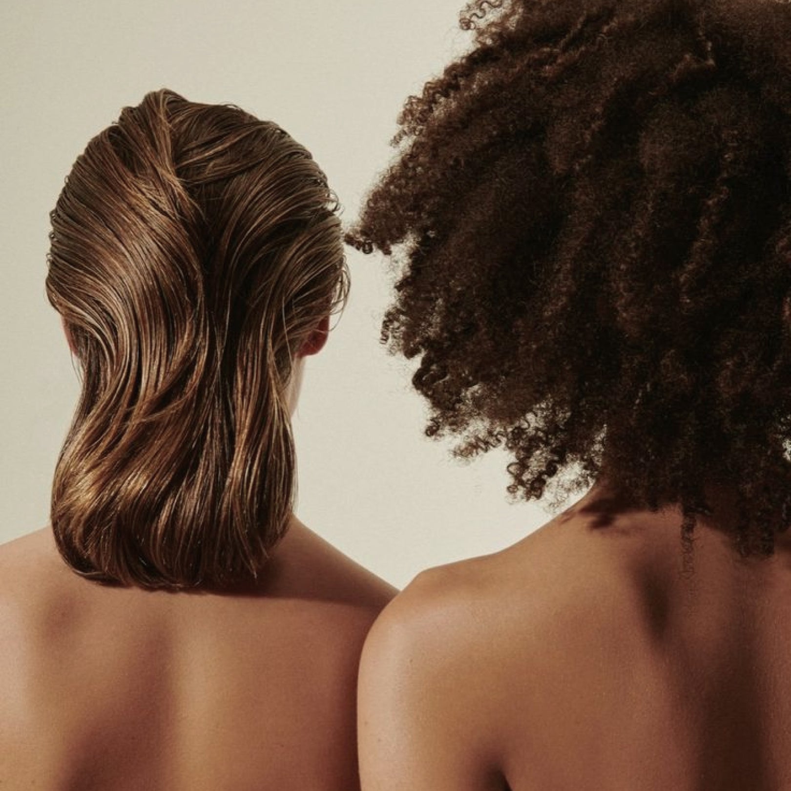 LES 4 TYPES DE CHEVEUX : QUEL EST VOTRE TYPE DE CHEVEUX ?